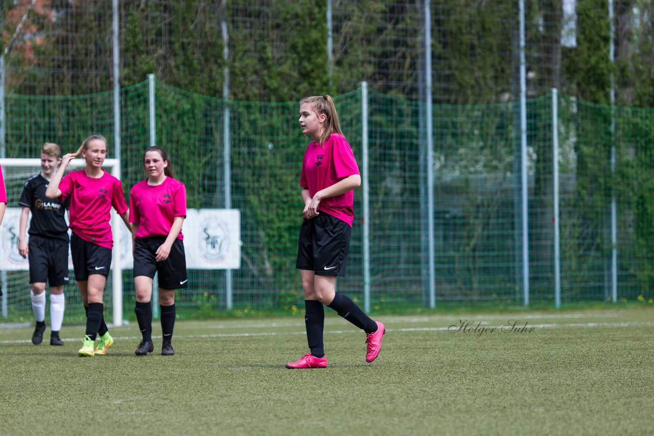 Bild 155 - B-Juniorinnen Pokalfinale SV Henstedt Ulzburg - SG Holstein Sued : 2:0